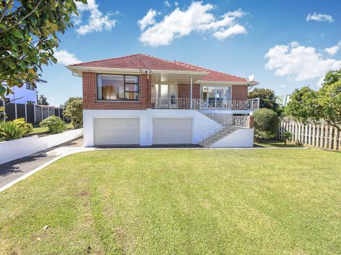 17 Warren Avenue, Three Kings
