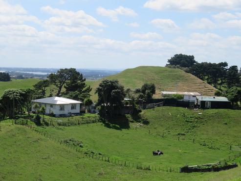 575 Kohekohe-karioitahi Road, Pollok