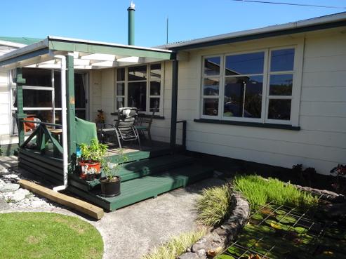 54 Peel Street, Westport