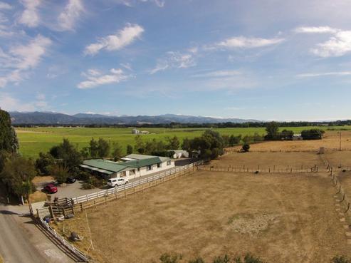 145 Kemptons Line, Greytown