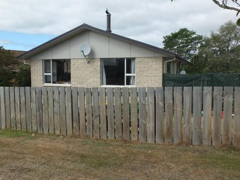 14 Parklane Place, Weston