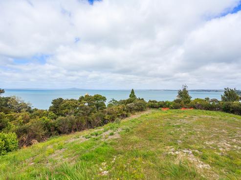 56 Beauvoir Avenue, Matakatia