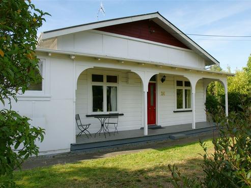 24 Phillips Street, Tikokino
