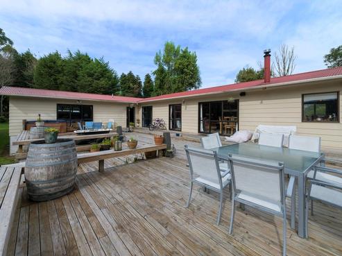 8 Tawhero Street, Mamaku