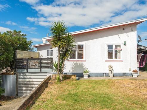 22 Ruapehu Street, Castlecliff