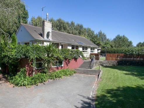 27 Arapuni Road, Lichfield