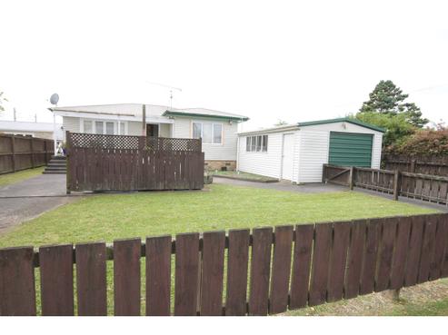 52 Takanini Road, Takanini