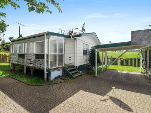 4A Thebes Street, Westbrook