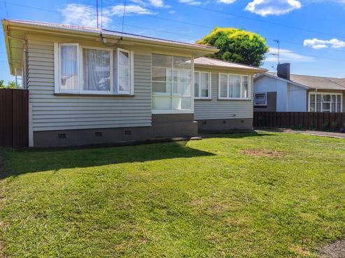 37 Lappington Road, Otara