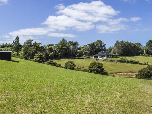 641 Ridge Road, Riverhead
