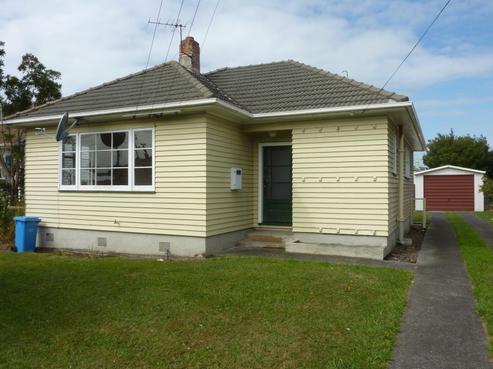 8 Caledonia Street, Hawera