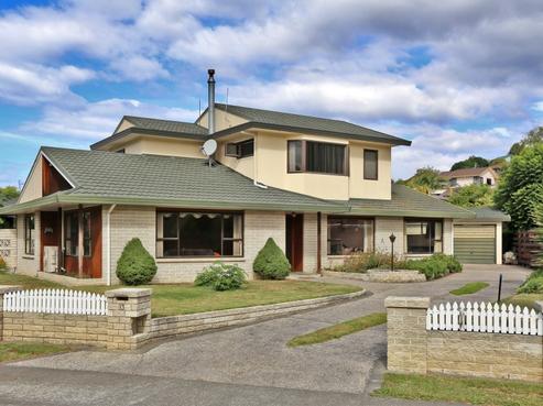 13 Churchill Drive, Taradale