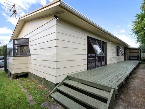 32A Pererika Street, Victoria