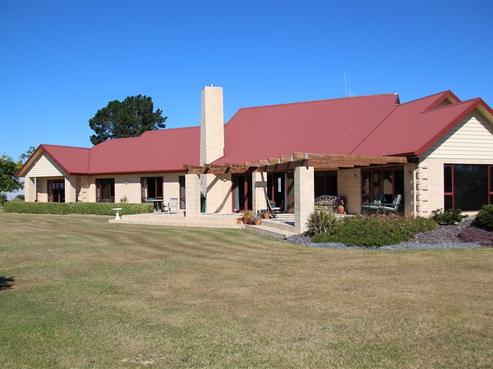 35 Lynch Road, Levels