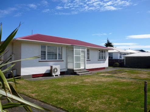 30 Dieffenbach Street, Opunake