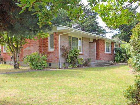 11 Exeter Crescent, Pirimai
