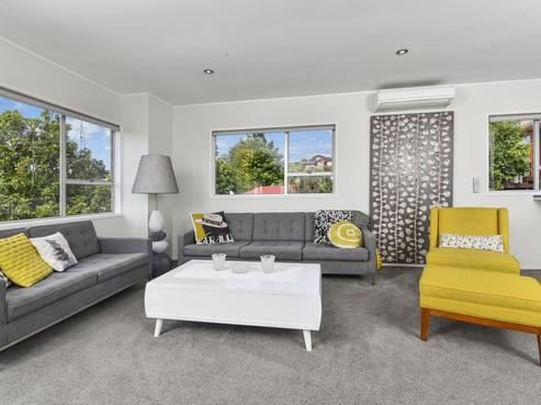 10 Prestige Place, Castor Bay