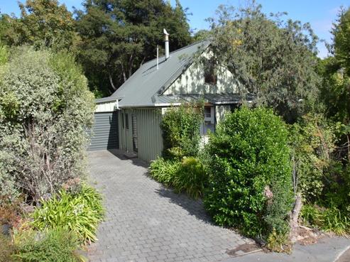 11 Kowhai Grove, Akaroa