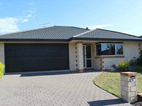 74 Kapanui Road, Waikanae