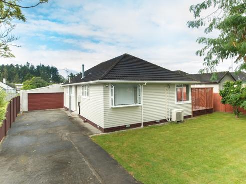 44 Slim Street, Bader
