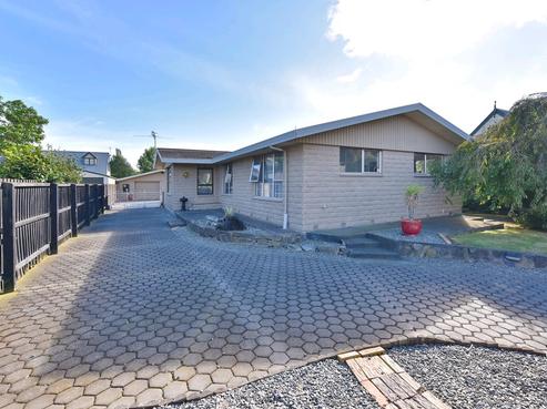 58 Gladstone Road, Woodend