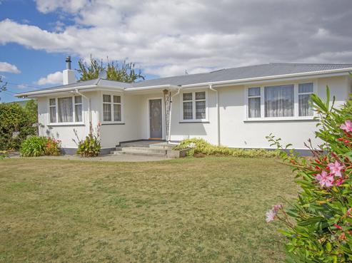 8 Freyberg Street, Solway