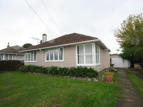 25 Puriri Crescent, Hillcrest