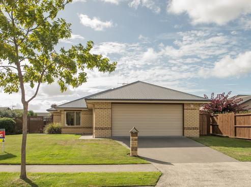 39 Farringdon Avenue, Rototuna North