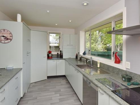 24 Larch Place, Casebrook