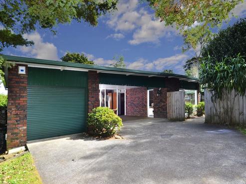 4 Totara Grove, Hillcrest