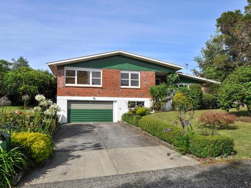 6 Simmonds Crescent, Springfield