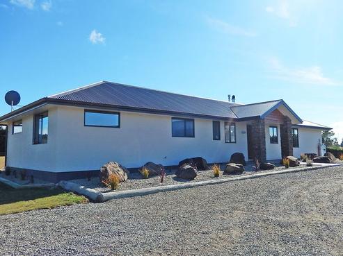 33B Charles Street, Weston