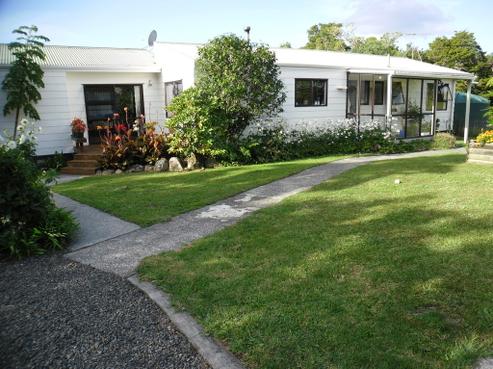 52 Linnell Road, Poroti