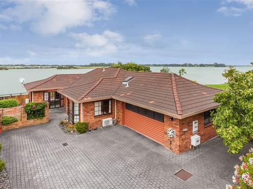 15 Reynard Terrace, Conifer Grove