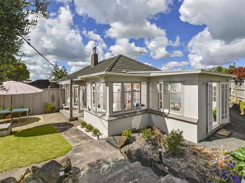 45 Old Lake Road, Narrow Neck