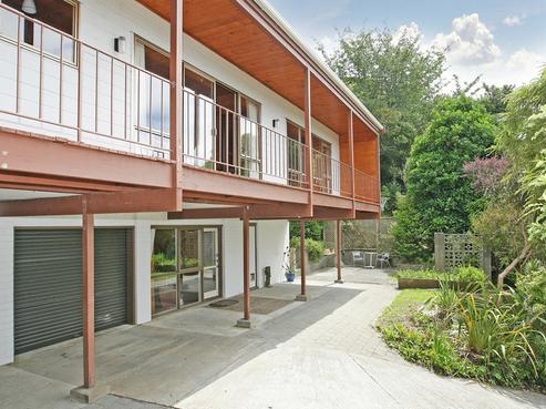 5 Sandhurst Way, Crofton Downs