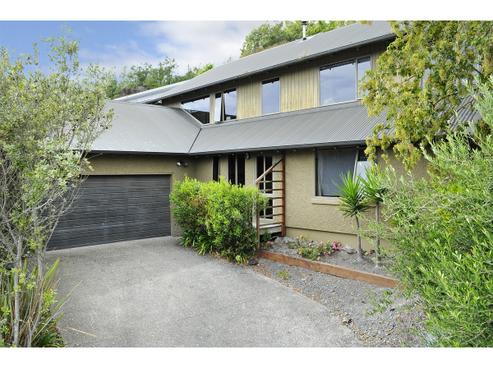 8 Burrough Place, Enner Glynn