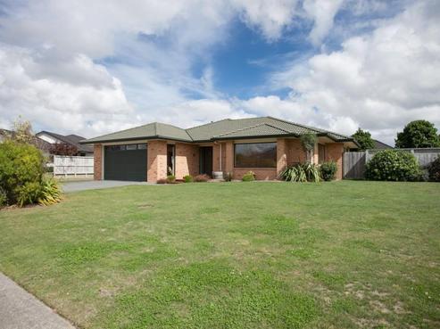 6 Daniel Crescent, Cambridge