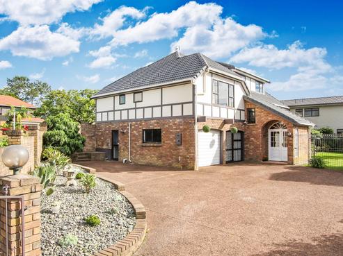 2 Clearwater Cove, West Harbour
