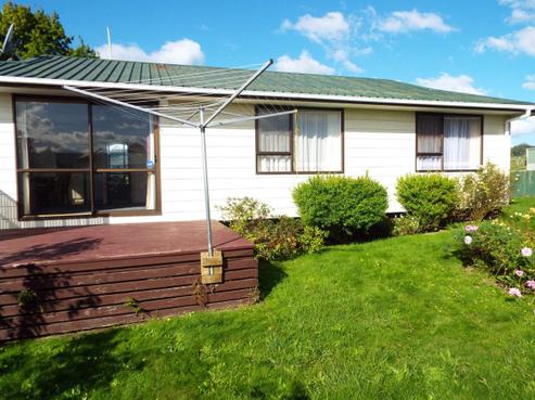 27B Porikapa Road, Owhata
