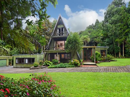 186E Woodlands Park Road, Titirangi