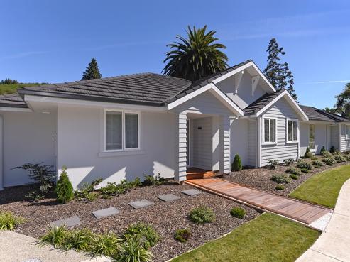 36 Sunningdale Drive, Stoke