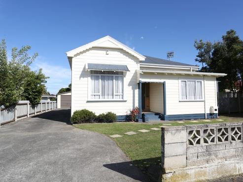 106 Nelson Crescent, Napier South