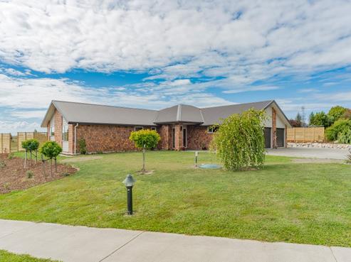 110 Ridgeview Road, Redwood Valley