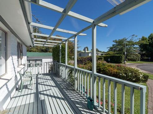 10 Minerva Place, Sunnybrook