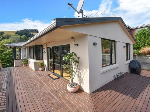 18 Greenacres Street, Macandrew Bay
