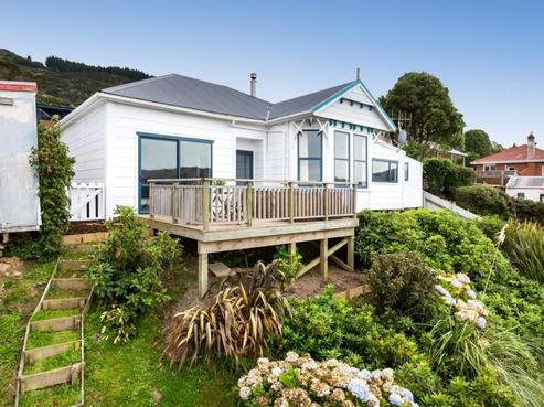42 Kauri Street, Ravensbourne
