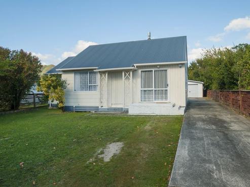 8 Chapman Crescent, Naenae