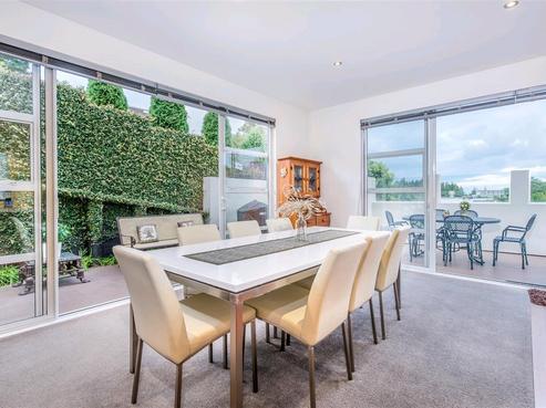 17 Kahikatea Close, Campbells Bay