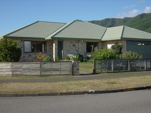31 Sylvan Avenue, Waikanae